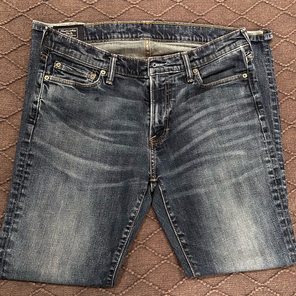 Abercrombie Kennan Straight 34x32